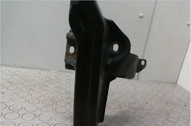 Traverse inférieure armature avant Volkswagen TOURAN (1T1, 1T2) 2.0 tdi 16v (2003-2010) 5 portes occasion