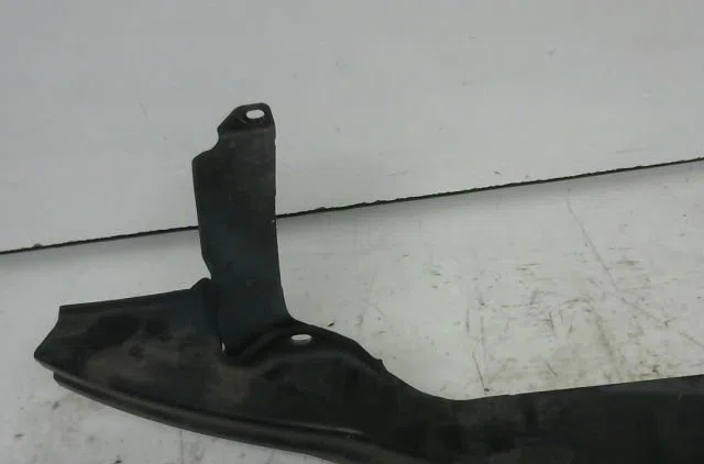 Traverse inférieure armature avant VOLKSWAGEN TOURAN occasion