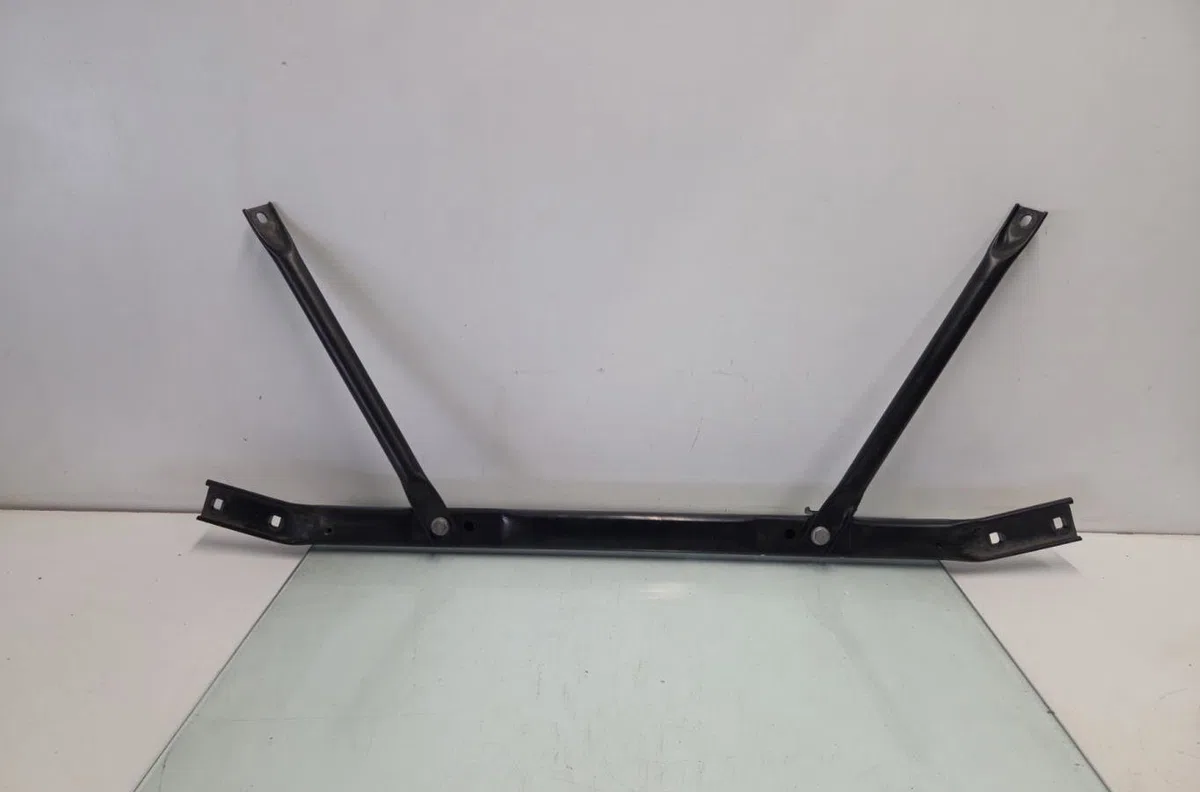 Traverse supérieure armature avant BMW SERIE 6 F06 GRAN COUPE PHASE 1 occasion