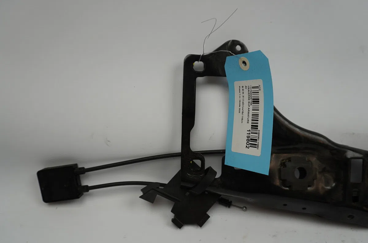 Traverse supérieure armature avant Bmw X1 (F48) Sdrive 16 d (2014) occasion