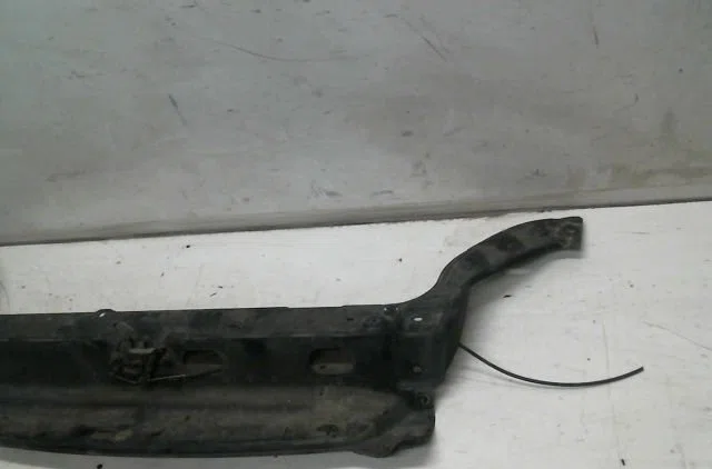 Traverse supérieure armature avant CITROEN BERLINGO occasion