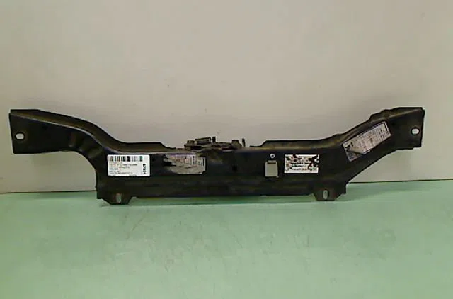 Traverse supérieure armature avant CITROEN C15 2000 occasion