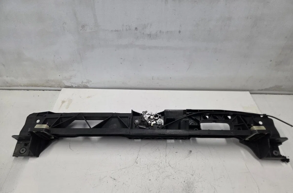 Traverse supérieure armature avant CITROEN C5 AIRCROSS PHASE 1 occasion