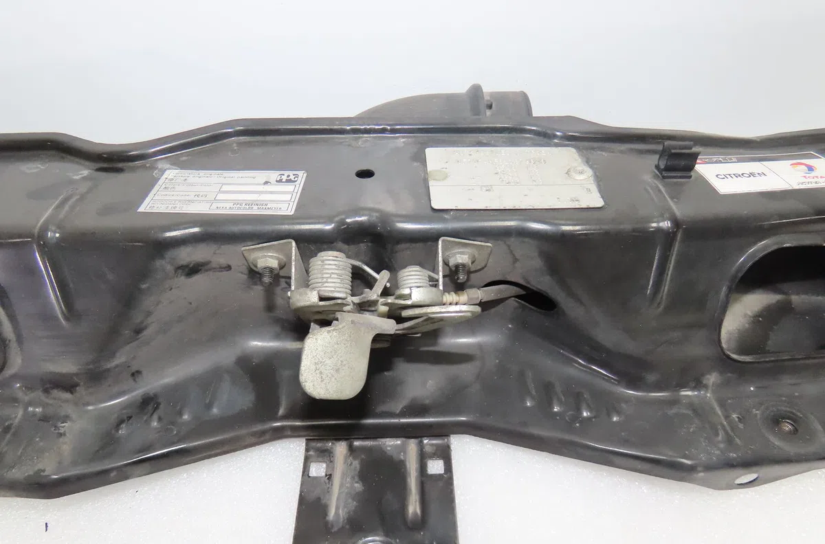 Traverse supérieure armature avant Citroen JUMPER Camionnette 2.2 hdi 100 (2006-2012) occasion