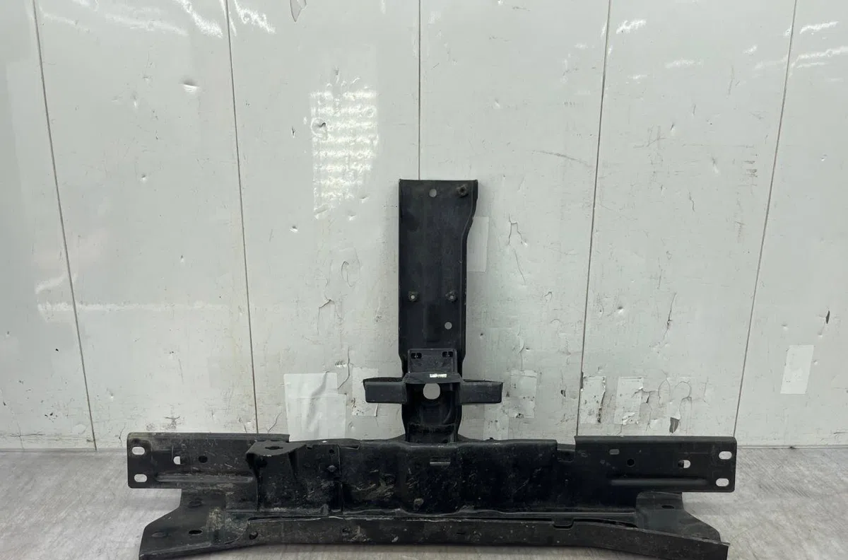 Traverse supérieure armature avant DACIA DUSTER 2 SOCIETE PHASE 1 occasion
