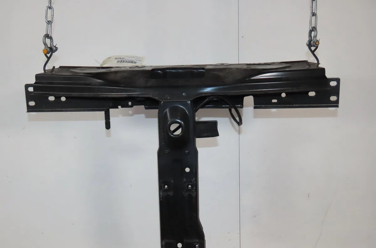 Traverse supérieure armature avant Dacia DUSTER (HM_) 1.3 tce 150 (hmm3) (2019) occasion
