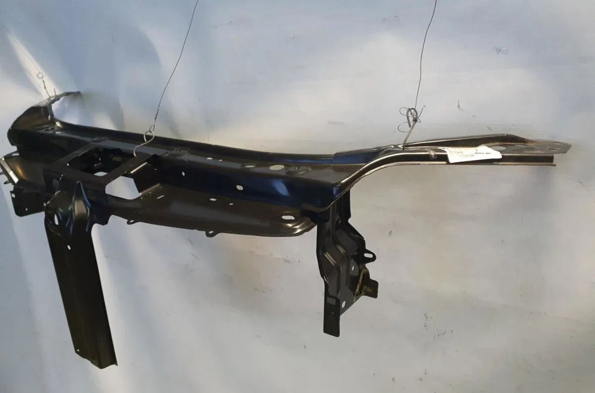 Traverse supérieure armature avant DACIA SANDERO 2 PHASE 2 occasion