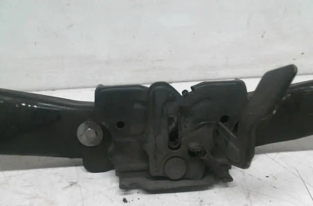 Traverse supérieure armature avant DODGE CALIBER occasion