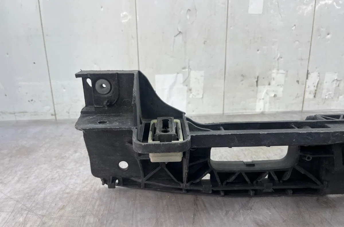 Traverse supérieure armature avant DS DS7 CROSSBACK PHASE 1 occasion