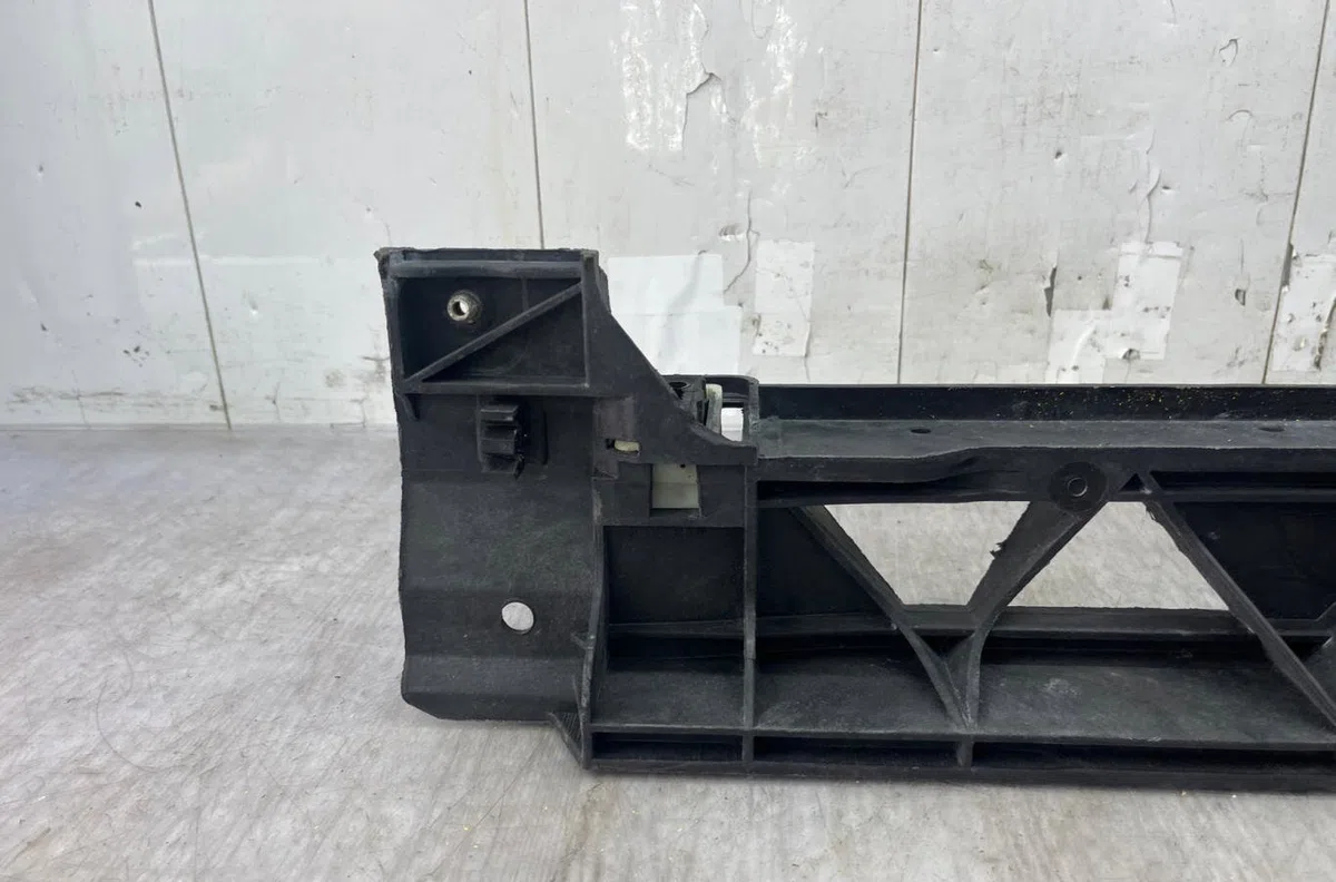 Traverse supérieure armature avant DS DS7 CROSSBACK PHASE 1 occasion
