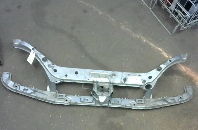 Traverse supérieure armature avant Ford FOCUS I (DAW, DBW) 1.8 tdci (2001-2004) occasion