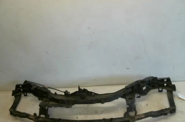 Traverse supérieure armature avant Ford FOCUS II (DA_, HCP, DP) 1.8 tdci (2005-2012) occasion