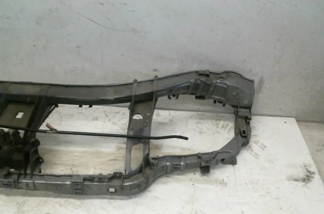 Traverse supérieure armature avant FORD S-MAX occasion