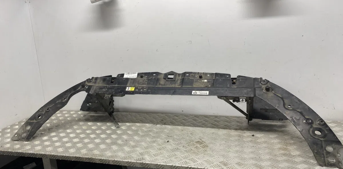 Traverse supérieure armature avant LAND ROVER RANGE ROVER 1 EVOQUE PHASE 2 occasion