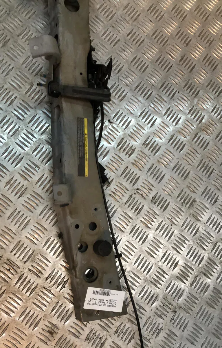 Traverse supérieure armature avant NISSAN MICRA 4 PHASE 1 occasion