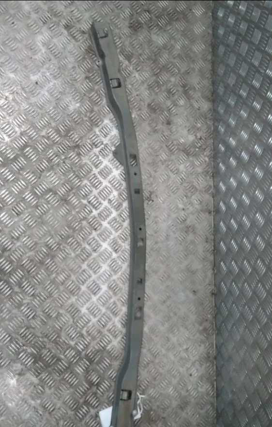 Traverse supérieure armature avant Nissan X-TRAIL I (T30) 2.2 di 4x4 (2001-2005) occasion