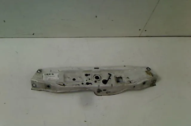 Traverse supérieure armature avant OPEL ASTRA III 2004 occasion
