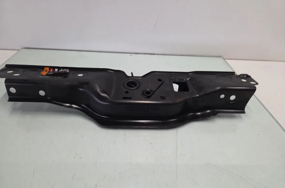 Traverse supérieure armature avant OPEL CORSA E occasion