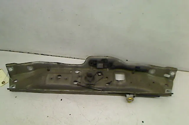 Traverse supérieure armature avant OPEL ZAFIRA 2006 occasion