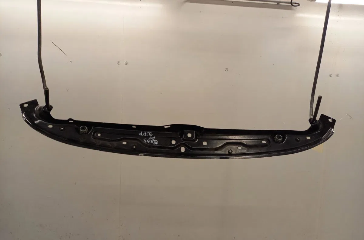 Traverse supérieure armature avant PEUGEOT 206 occasion