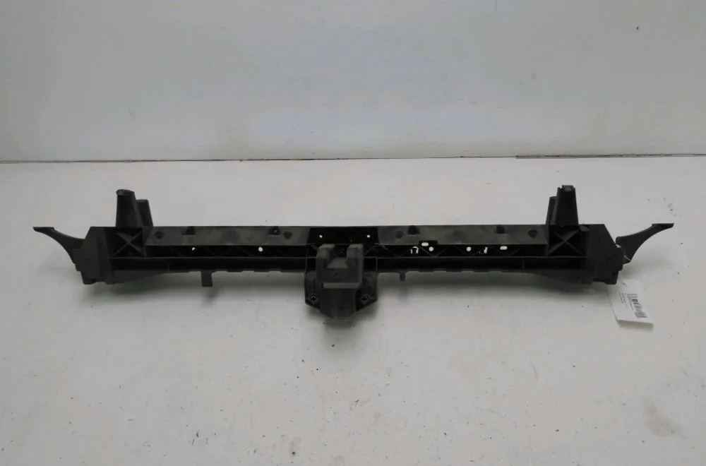 Traverse supérieure armature avant Peugeot 3008 Monospace (0U_) 1.6 hdi (2009-2016) 5 portes occasion