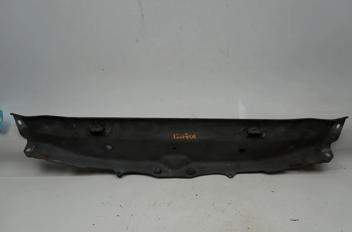 Traverse supérieure armature avant Peugeot 406 (8B) 2.0 hdi 90 (1999-2004) occasion