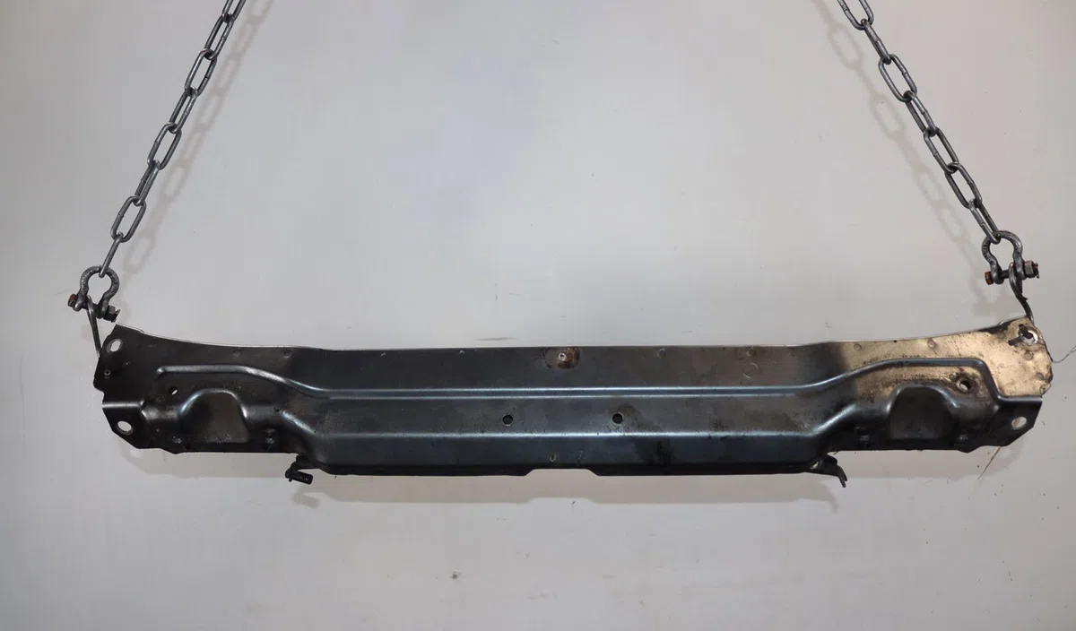 Traverse supérieure armature avant Peugeot 406 Coupé (8C) 2.2 hdi (2000-2004) 2 portes occasion
