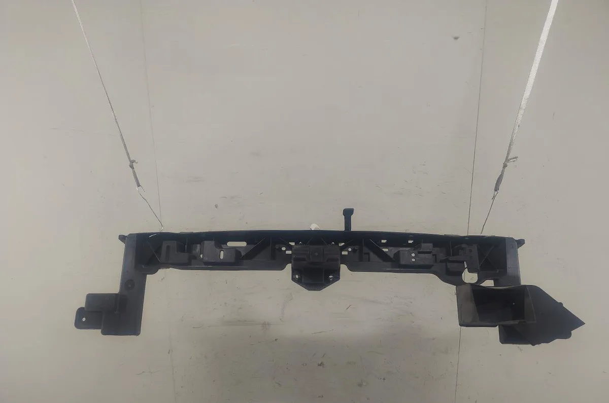 Traverse supérieure armature avant PEUGEOT 5008 1 5008 1 PHASE 1 occasion