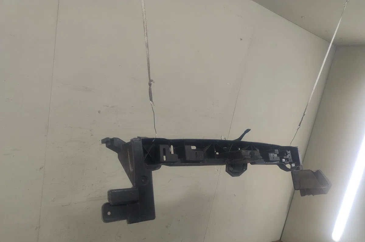 Traverse supérieure armature avant PEUGEOT 5008 1  5008 1 PHASE 1 occasion