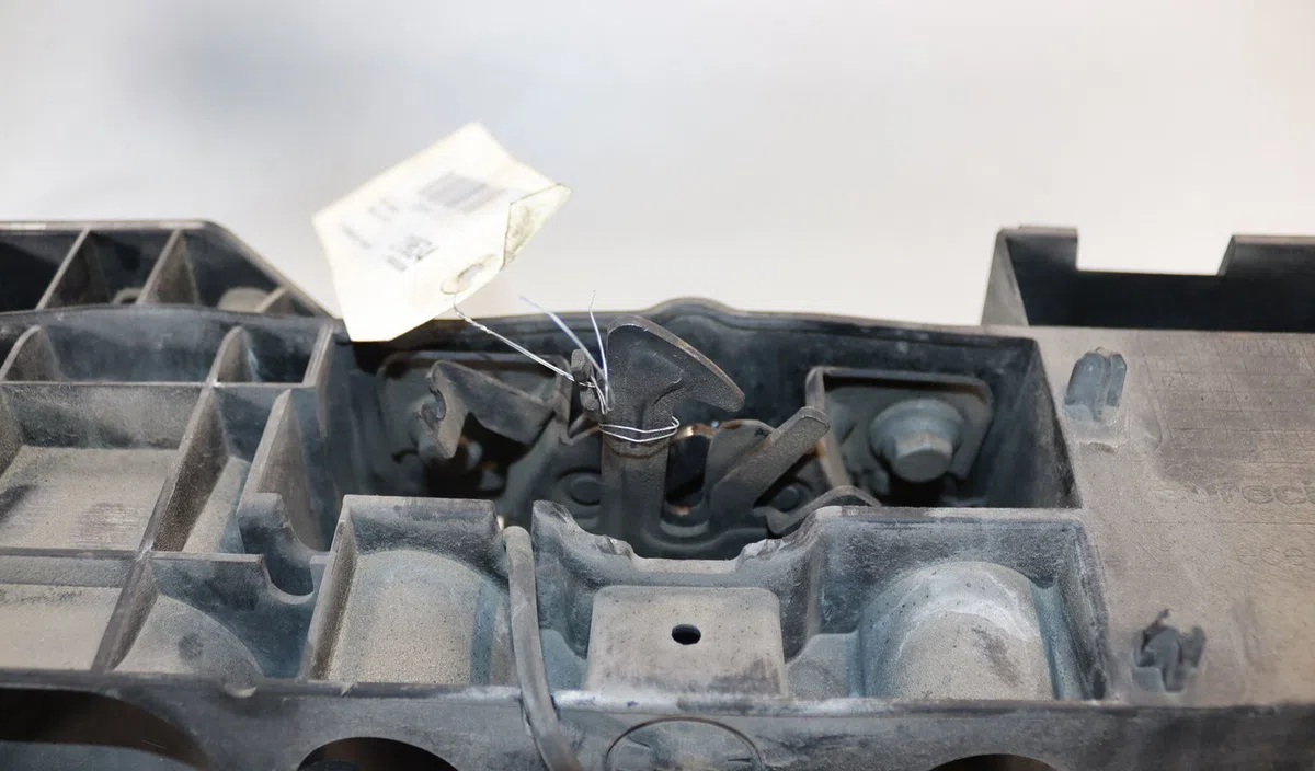 Traverse supérieure armature avant Renault CAPTUR I (J5_, H5_) 0.9 tce 90 (2013) 5 portes occasion