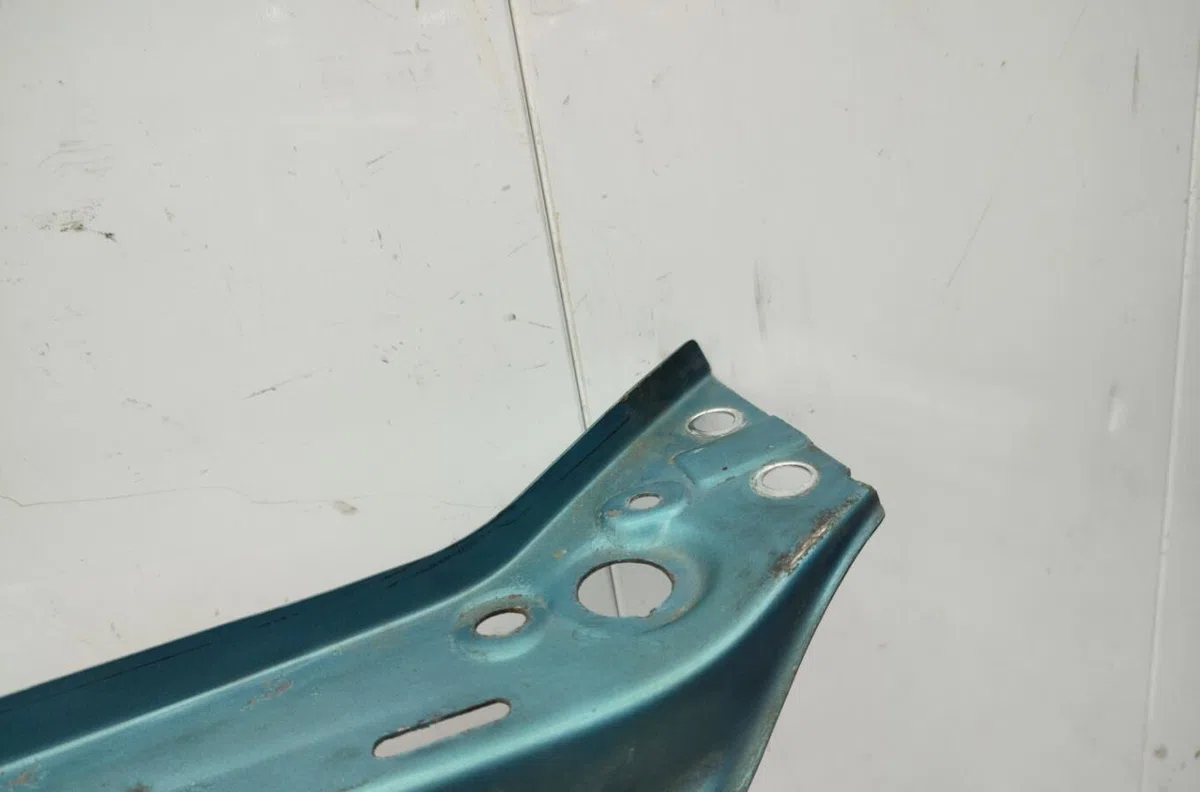 Traverse supérieure armature avant RENAULT CLIO 2 PHASE 2 occasion