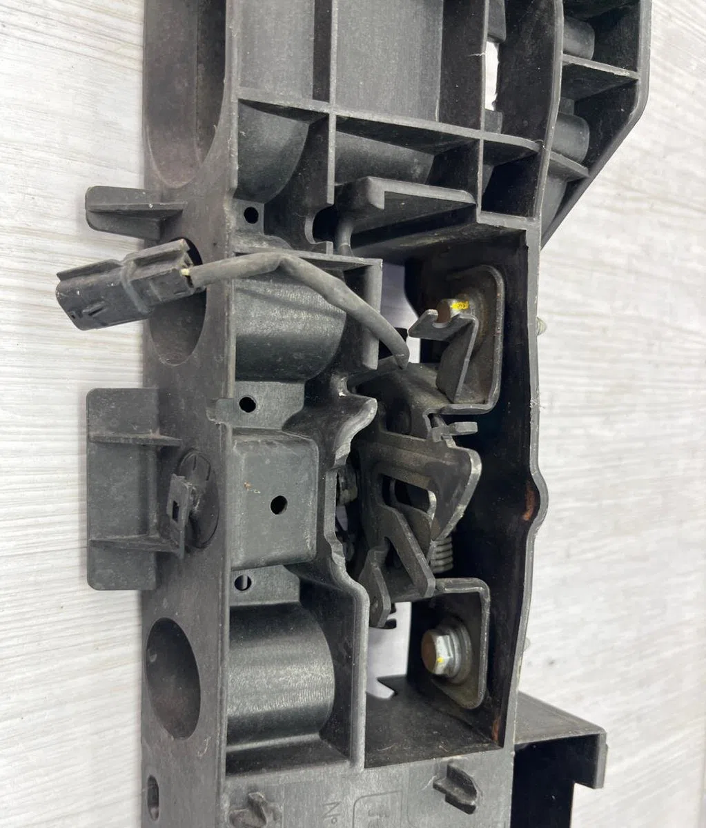 Traverse supérieure armature avant RENAULT CLIO 4 PHASE 1 occasion