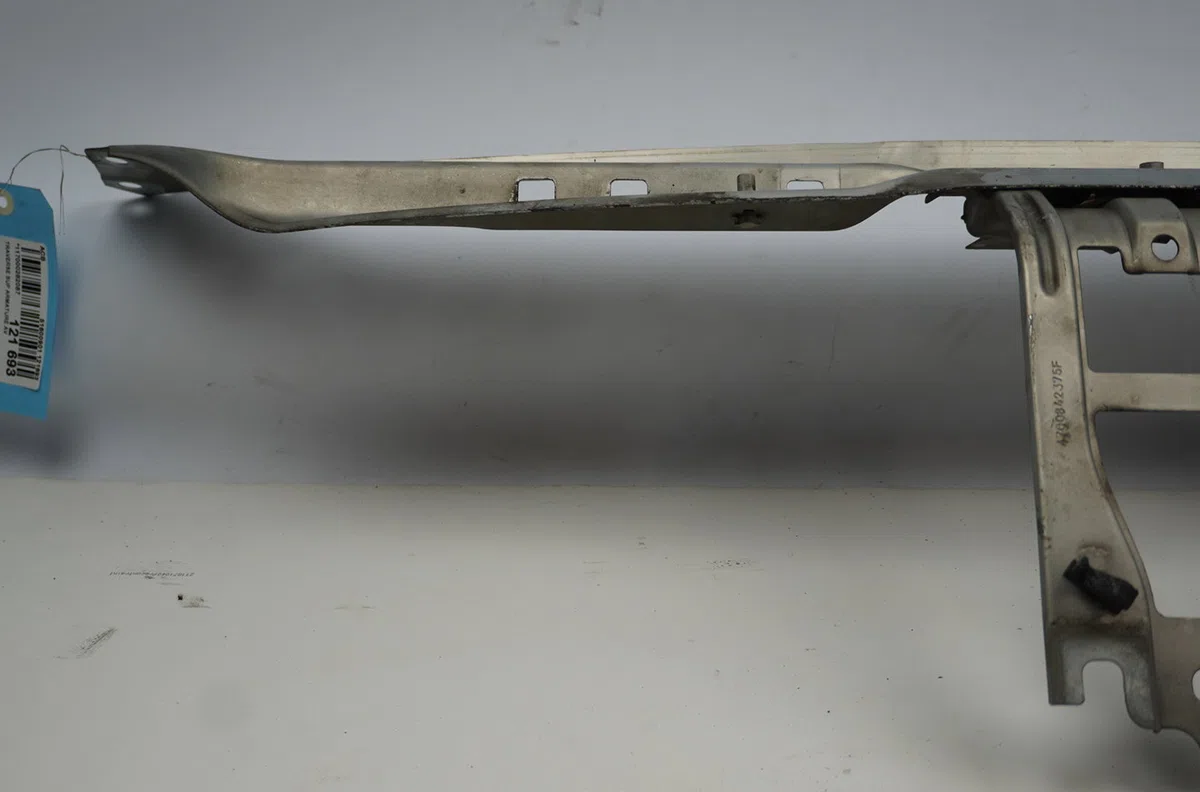 Traverse supérieure armature avant Renault CLIO II (BB_, CB_) 1.2 (bb0a, bb0f, bb10, bb1k, bb28, bb2d, bb2h, cb0a,... (1
