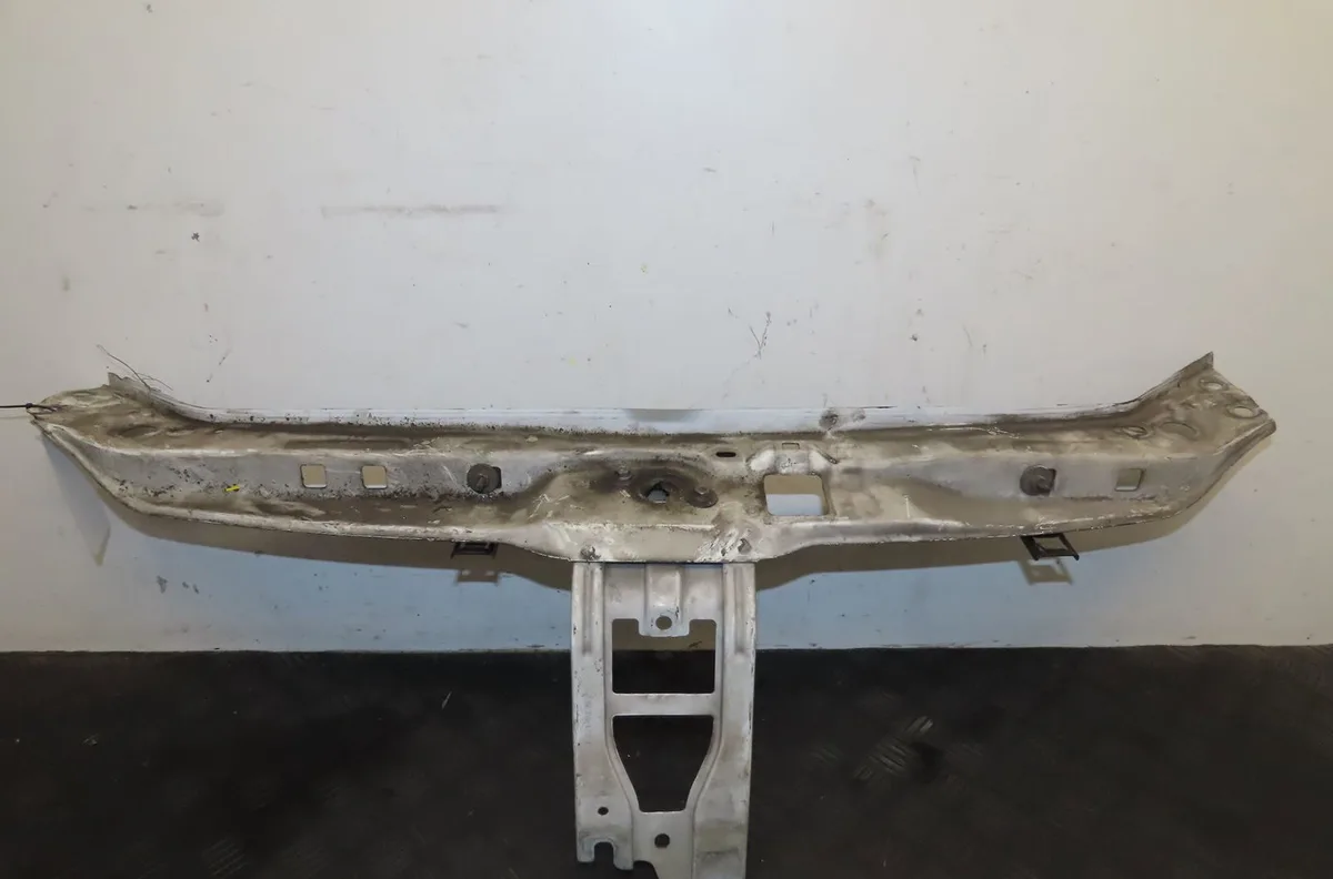 Traverse supérieure armature avant RENAULT CLIO II occasion