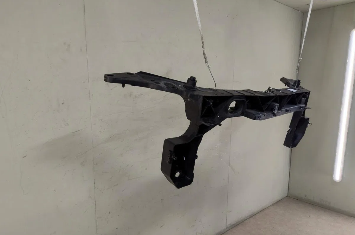 Traverse supérieure armature avant Renault CLIO III (BR0-1, CR0-1) 1.5 dci (br17, cr17) (2005-2012) 5 portes occasion