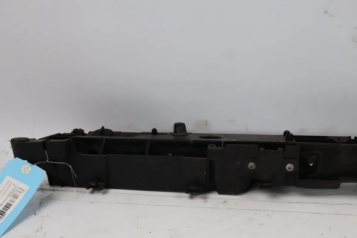 Traverse supérieure armature avant Renault CLIO IV (BH_) 1.2 tce 120 (bhau) (2016) occasion