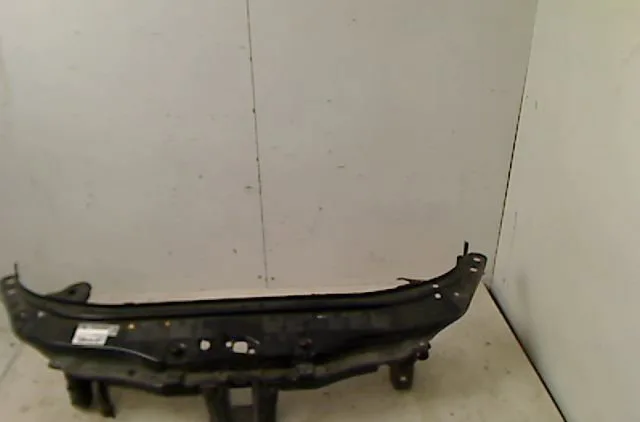 Traverse supérieure armature avant RENAULT ESPACE IV 2004 occasion