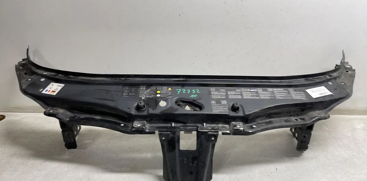 Traverse supérieure armature avant Renault ESPACE IV (JK0-1_) 2.0 dci (jk02, jk03) (2006) 5 portes occasion