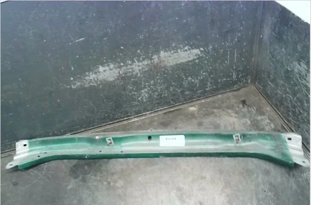 Traverse supérieure armature avant RENAULT KANGOO 1999 occasion