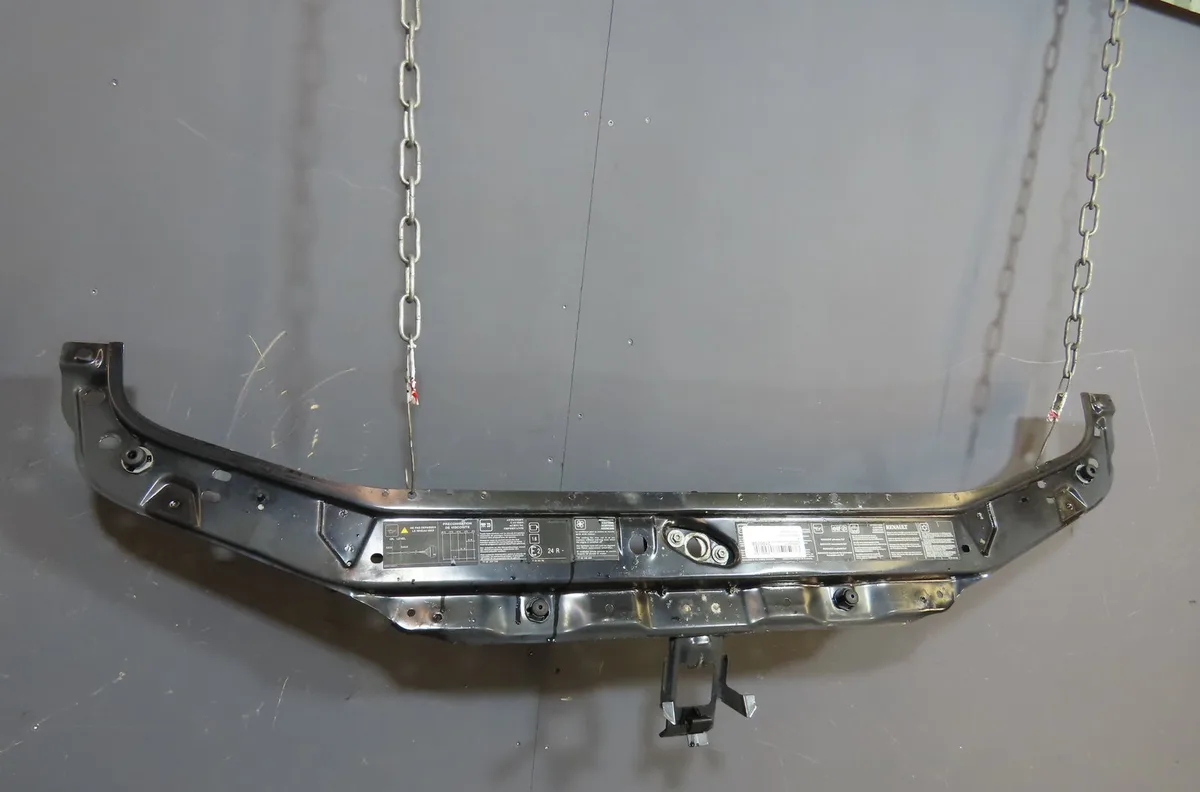 Traverse supérieure armature avant RENAULT LAGUNA 2003 occasion
