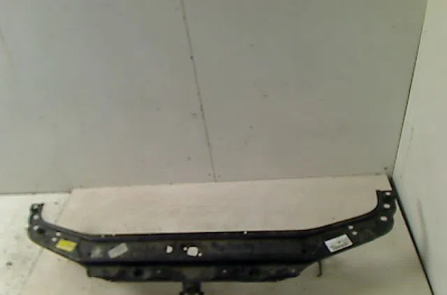 Traverse supérieure armature avant RENAULT LAGUNA II 2001 occasion
