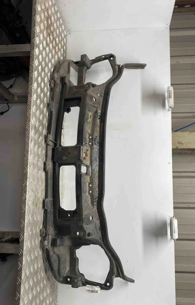 Traverse supérieure armature avant RENAULT TRAFIC 2 PHASE 1 occasion