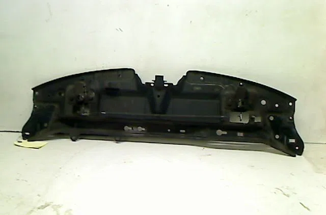 Traverse supérieure armature avant Saab 9-3 (YS3F, E79, D79, D75) 1.9 tid (2004-2015) occasion