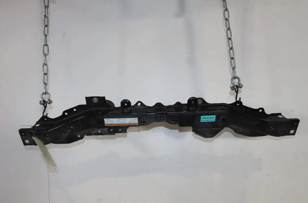 Traverse supérieure armature avant Suzuki SWIFT V (AZ) 1.4 sport shvs (2020) occasion