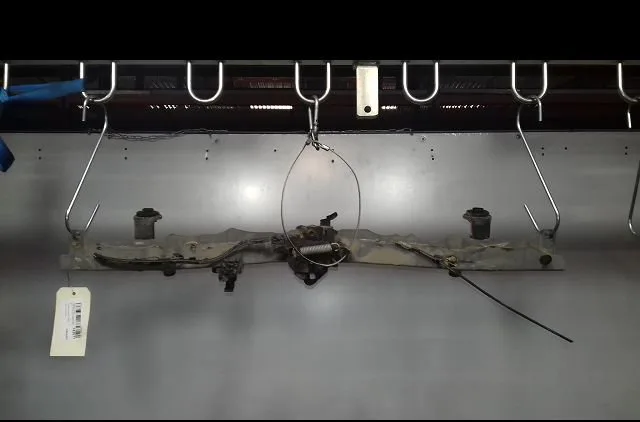 Traverse supérieure armature avant Toyota AURIS Break (_E18_) 1.6 d4-d (wwe185_) (2015-2018) occasion