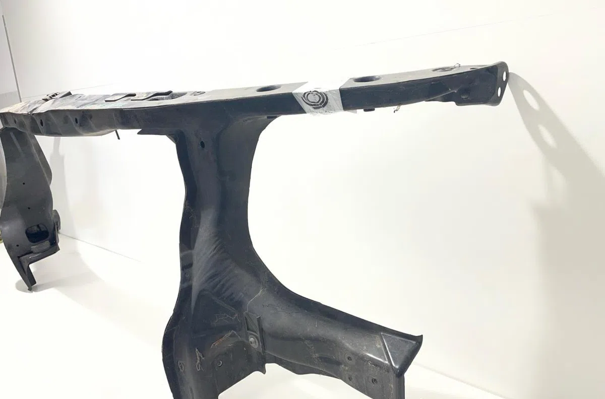 Traverse supérieure armature avant Volkswagen TRANSPORTER V Camionnette (7HA, 7HH, 7EA, 7EH) 2.5 tdi (2003-2009) occasio