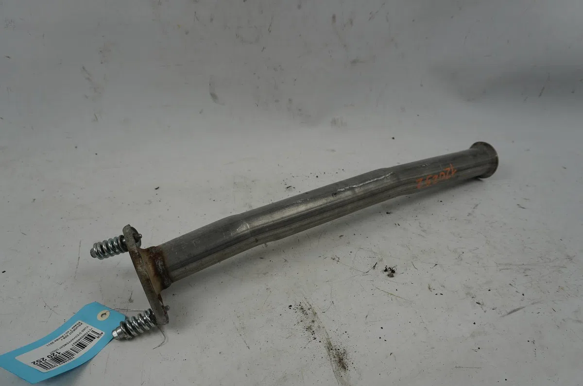Tube d'echappement droit Peugeot 206 (2L_, 2M_) 1.4 i (2010-2013) occasion