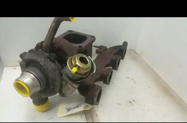 Turbo FORD FOCUS I 2002 occasion
