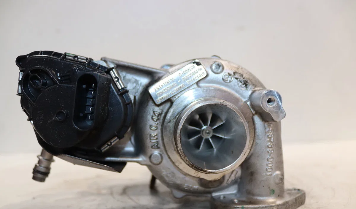 Turbo Peugeot 208 II (UB_, UP_, UW_, UJ_) 1.5 bluehdi 100 (2019) occasion