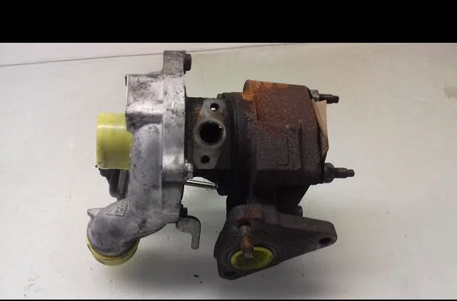 Turbo Renault CLIO II (BB_, CB_) 1.5 dci (b-cb3m) (2005-2010) 3 portes occasion